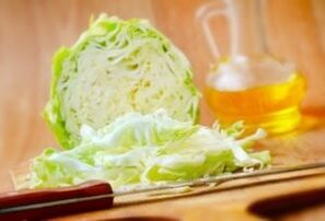 Varză tocată pentru salată